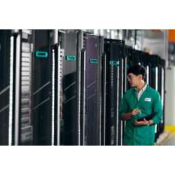 HPE HPE NVMe 8 Solid State Drive Express Bay -...