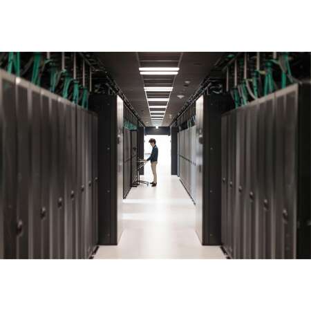 HPE 400GbE QSFP-DD to 2xQSFP56 5m Active Optical Cable, 670 g
