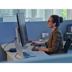 HP 527pf Display (Schwarz), 27" FHD IPS, Webcam, 3 Jahre Garantie (Austausch am naechsten Arbeitstag)