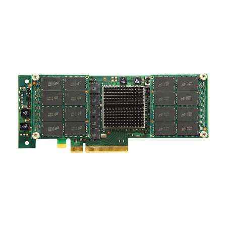 HPE 729389-001, 700 GB, 3379,2 MB/s