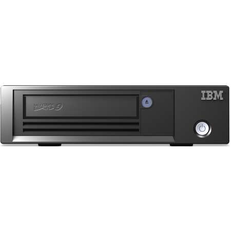 Lenovo IBM 6160-H9S. Speicherlaufwerk, Medientyp: Bandkartusche, Schnittstelle: Serial Attached SCSI (SAS). Kapazität ohne Komprimierung: 12 TB, Kapazität (komprimiert): 45 TB. Unterstützte Transfergeschwindigkeit (komprimiert): 750 MB/s, Unterstützte Tra