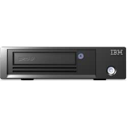 Lenovo IBM 6160-H9S. Speicherlaufwerk, Medientyp: Bandkartusche, Schnittstelle: Serial Attached SCSI (SAS). Kapazität ohne Komprimierung: 12 TB, Kapazität (komprimiert): 45 TB. Unterstützte Transfergeschwindigkeit (komprimiert): 750 MB/s, Unterstützte Tra